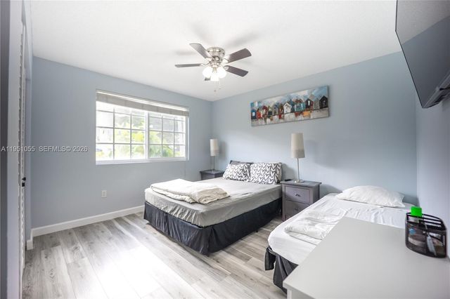 4000 Crystal Lake Dr 114, Deerfield Beach, FL 33064