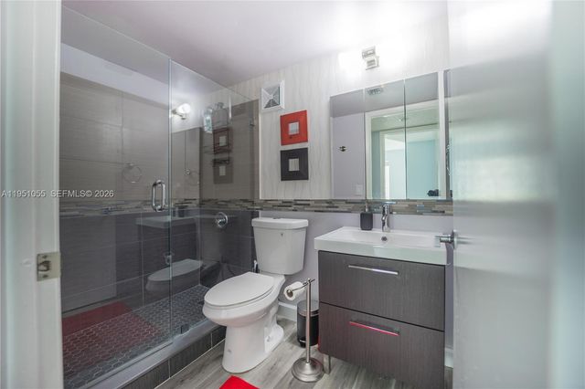 4000 Crystal Lake Dr 114, Deerfield Beach, FL 33064