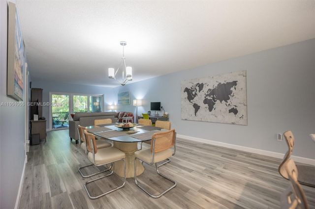 4000 Crystal Lake Dr 114, Deerfield Beach, FL 33064