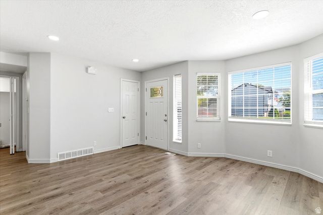 4685 S 3900 W, Roy, UT 84067