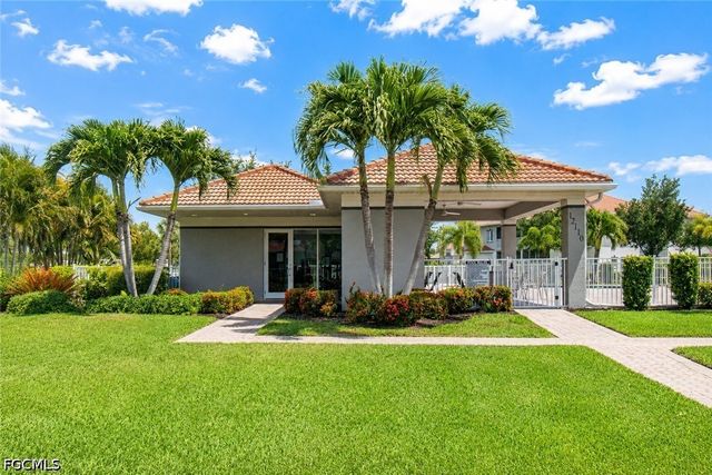12081 Summergate CIR 203, Fort Myers, FL 33913
