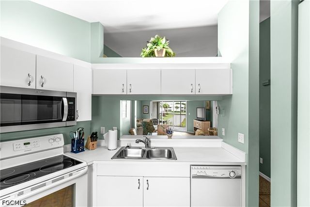 12081 Summergate CIR 203, Fort Myers, FL 33913