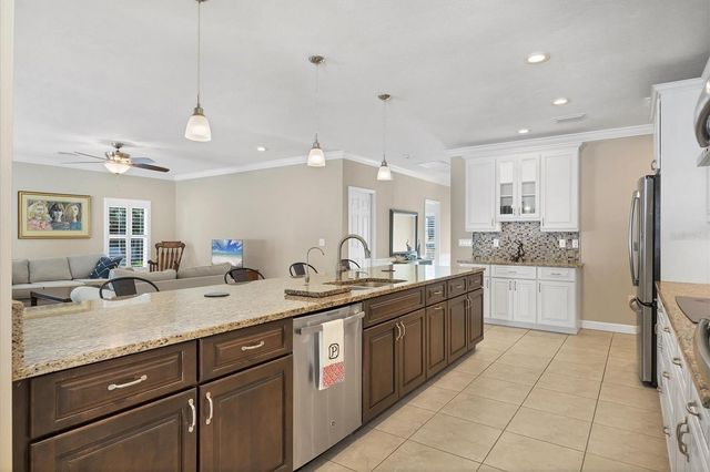 18 GOLF VIEW DRIVE, Englewood, FL 34223