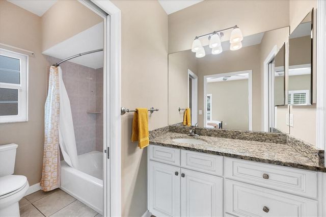 18 GOLF VIEW DRIVE, Englewood, FL 34223