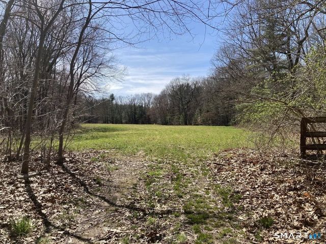 916-918-921 Hillstown Road, Manchester, CT 06040