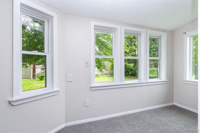 33627 Bock Street, Garden City, MI 48135