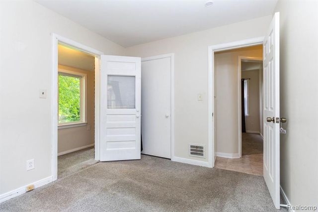 33627 Bock Street, Garden City, MI 48135