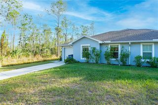 225 rogers ST, Lehigh Acres, FL 33972