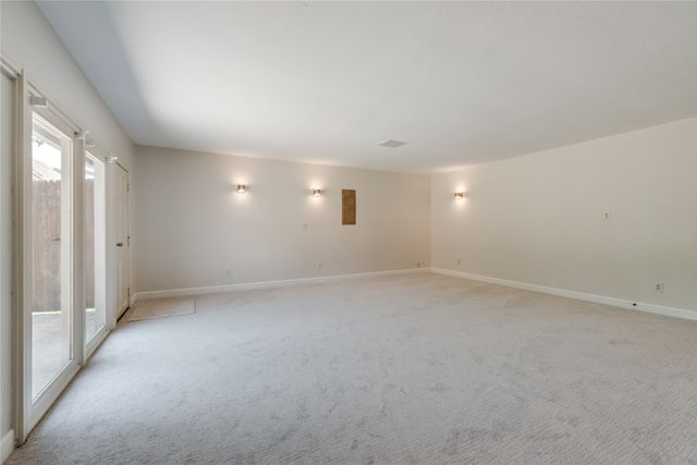 510 Dunn Court, Grapevine, TX 76051