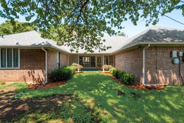 510 Dunn Court, Grapevine, TX 76051