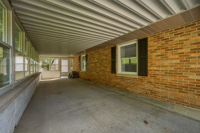 502 Forest Road, Huntington, WV 25705