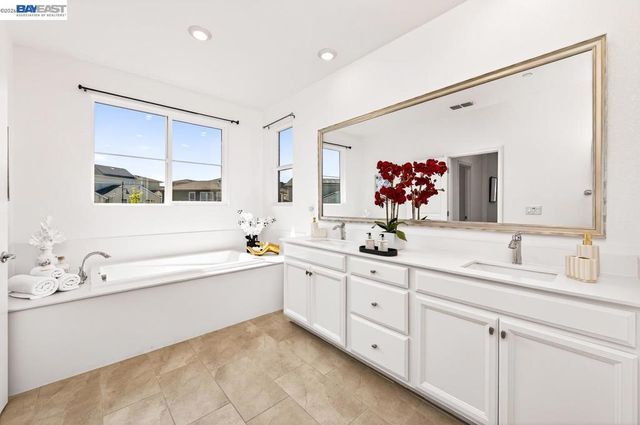 4176 Healdsburg Way, Dublin, CA 94568