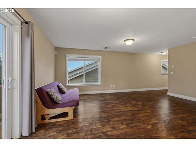 881 LIMELIGHT Ave Nw, Salem, OR 97304