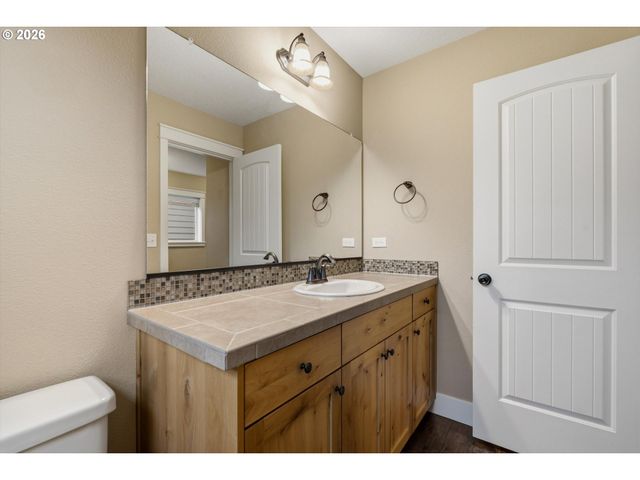 881 LIMELIGHT Ave Nw, Salem, OR 97304