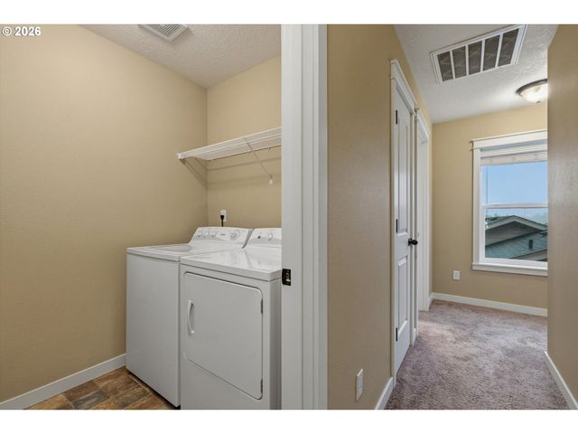 881 LIMELIGHT Ave Nw, Salem, OR 97304