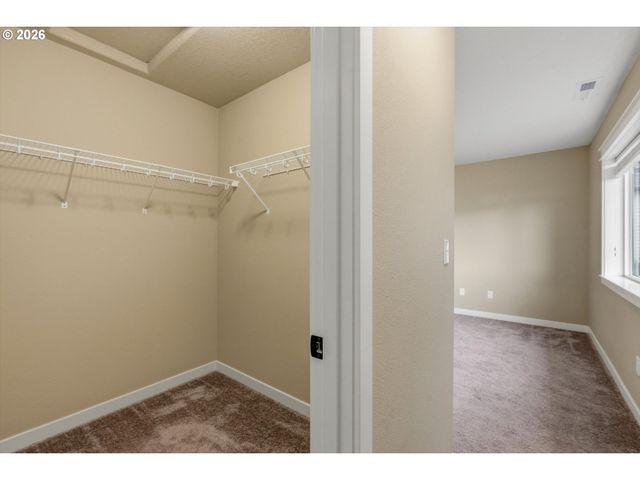 881 LIMELIGHT Ave Nw, Salem, OR 97304