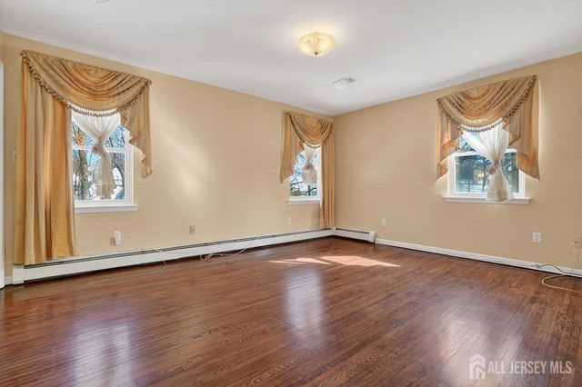 1 Wakefield Drive, Edison, NJ 08820