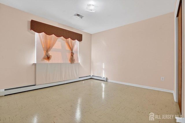 1 Wakefield Drive, Edison, NJ 08820