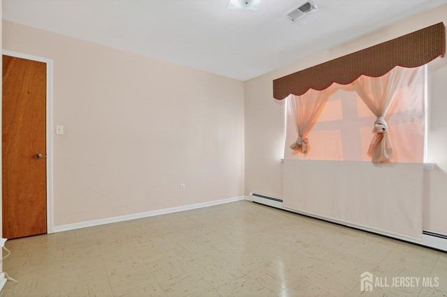 1 Wakefield Drive, Edison, NJ 08820