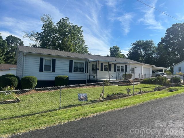 402 E 24TH Street, Kannapolis, NC 28083