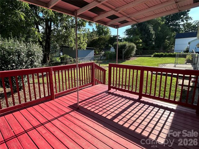 402 E 24TH Street, Kannapolis, NC 28083