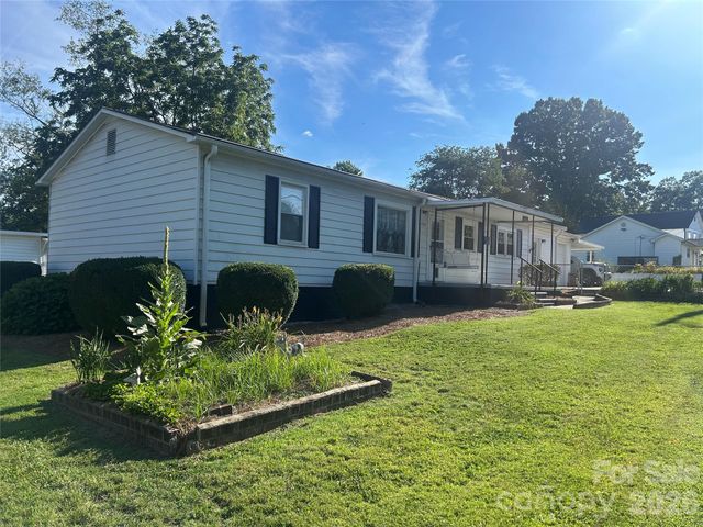 402 E 24TH Street, Kannapolis, NC 28083