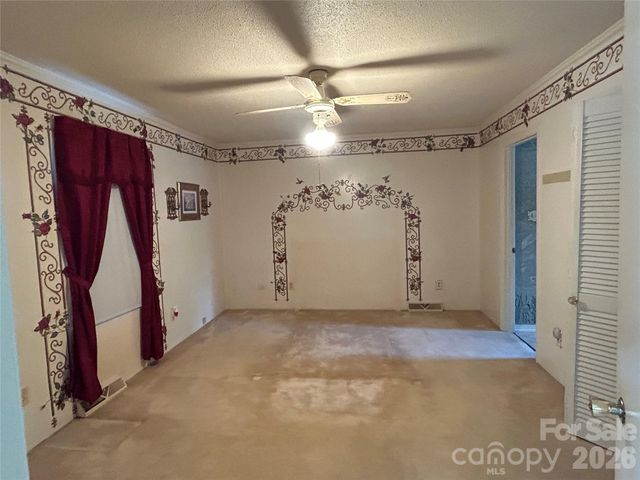 402 E 24TH Street, Kannapolis, NC 28083