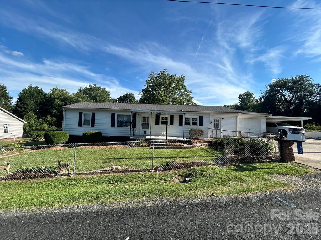 402 E 24TH Street, Kannapolis, NC 28083