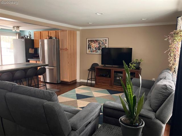 276 Bramble Brae Street, White Lake, MI 48386