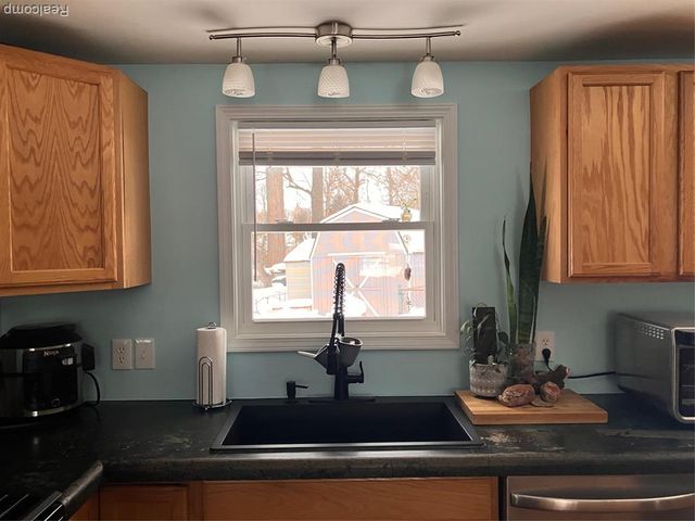 276 Bramble Brae Street, White Lake, MI 48386