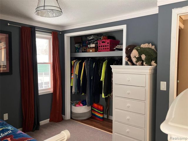 276 Bramble Brae Street, White Lake, MI 48386