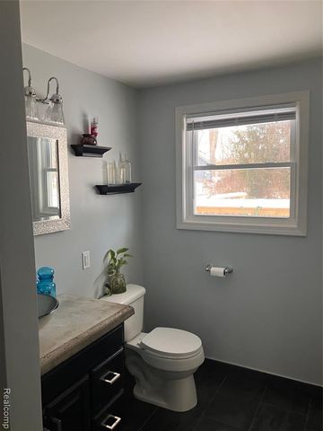 276 Bramble Brae Street, White Lake, MI 48386