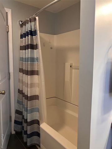 276 Bramble Brae Street, White Lake, MI 48386