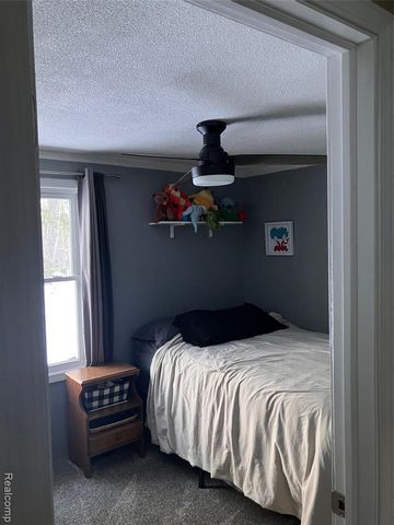 276 Bramble Brae Street, White Lake, MI 48386