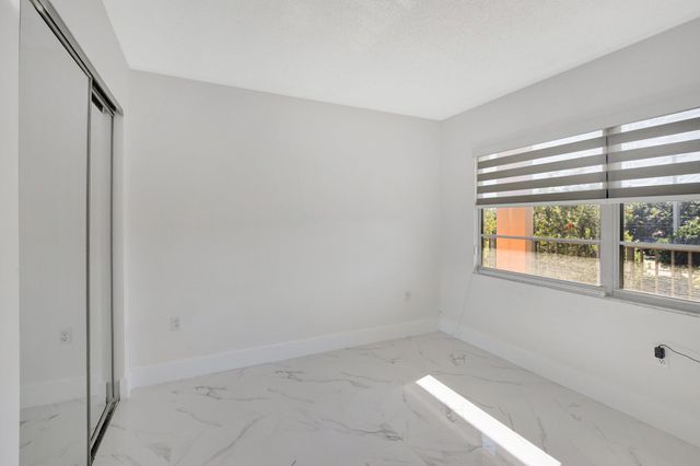 13355 SW 16th Court 309 E, Pembroke Pines, FL 33027