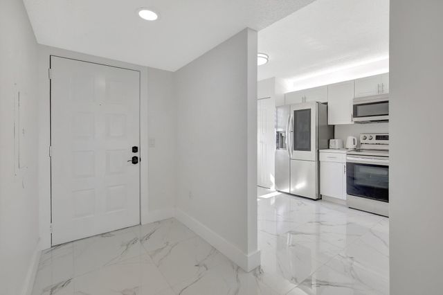 13355 SW 16th Court 309 E, Pembroke Pines, FL 33027