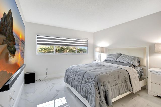 13355 SW 16th Court 309 E, Pembroke Pines, FL 33027
