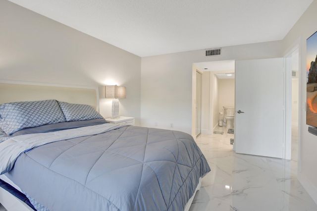 13355 SW 16th Court 309 E, Pembroke Pines, FL 33027