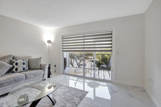 13355 SW 16th Court 309 E, Pembroke Pines, FL 33027