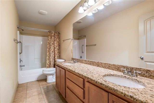 2914 N 17th Street, Rogers, AR 72756