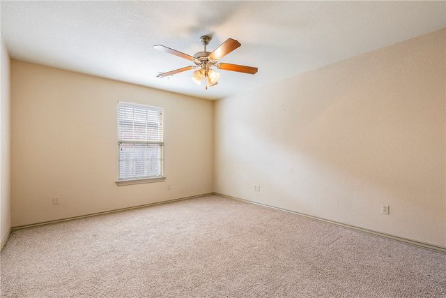 2914 N 17th Street, Rogers, AR 72756