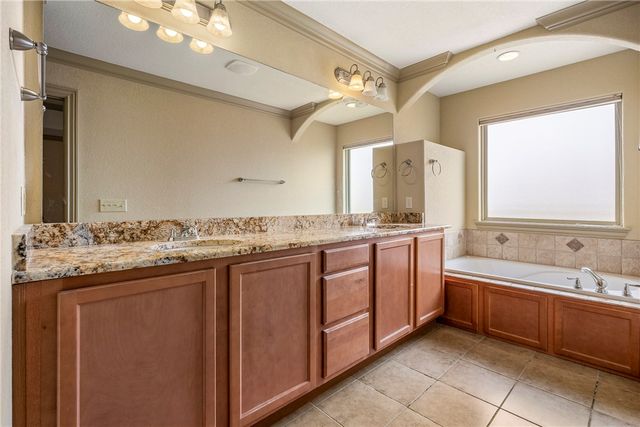 2914 N 17th Street, Rogers, AR 72756