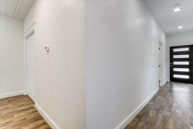 2726 Carpenter Avenue, Dallas, TX 75215