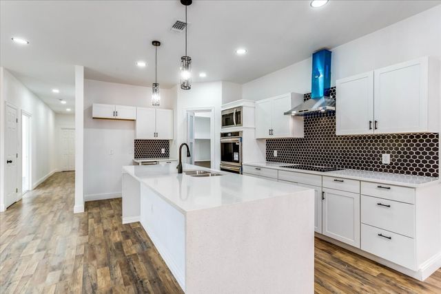 2726 Carpenter Avenue, Dallas, TX 75215