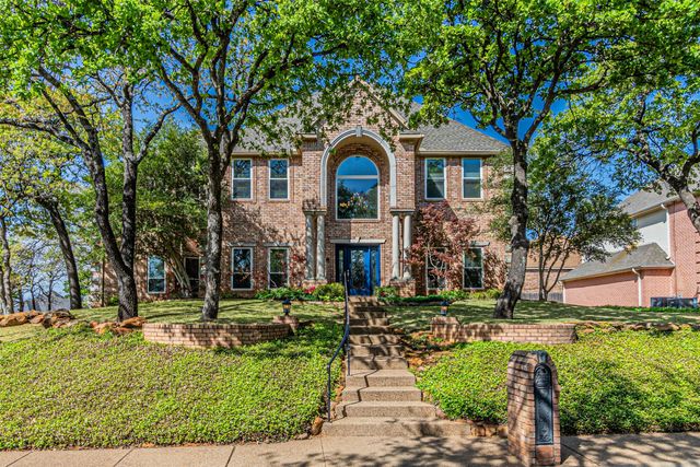 2108 Vista Ridge Court, Arlington, TX 76013