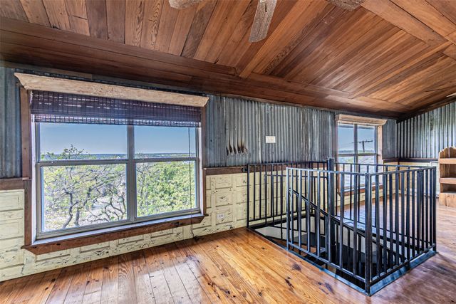 2108 Vista Ridge Court, Arlington, TX 76013