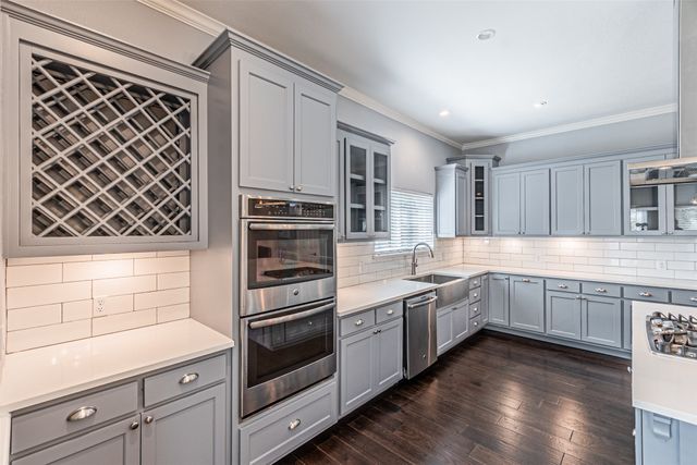 2108 Vista Ridge Court, Arlington, TX 76013