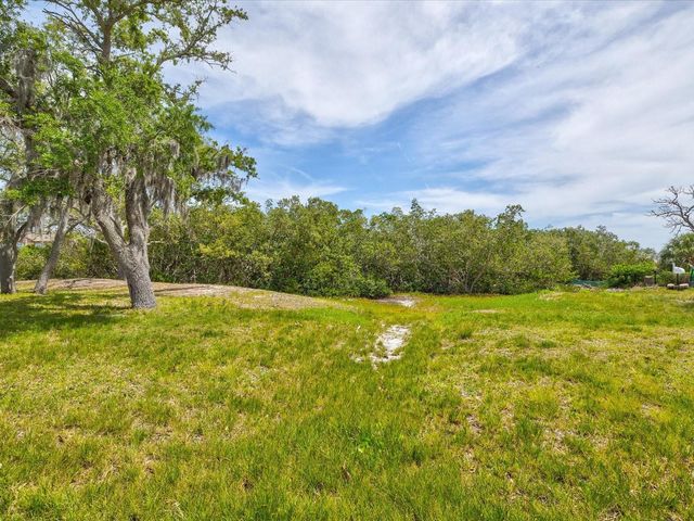 LOT 2 & 4 SEA BREEZE DRIVE, Tarpon Springs, FL 34689