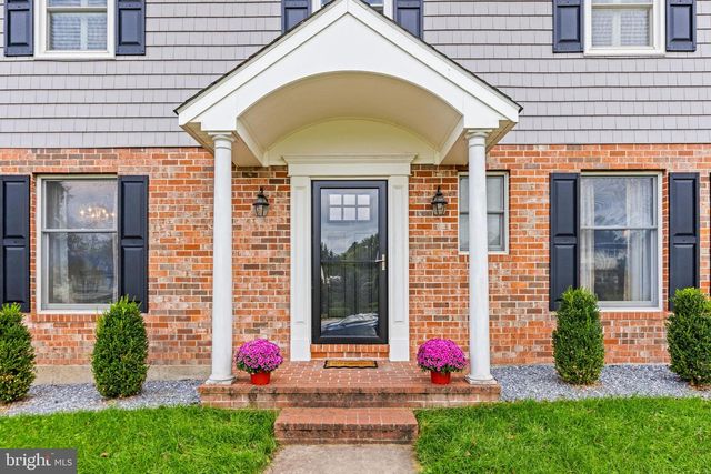 805 CHESTNUT GLEN GRTH, Baltimore, MD 21204