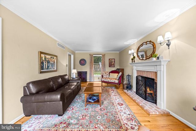 805 CHESTNUT GLEN GRTH, Baltimore, MD 21204